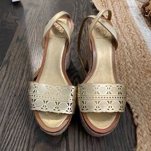 NEVER WORN TORY BURCH PLATFORMS